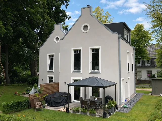 AUMÜHLE (2019)
